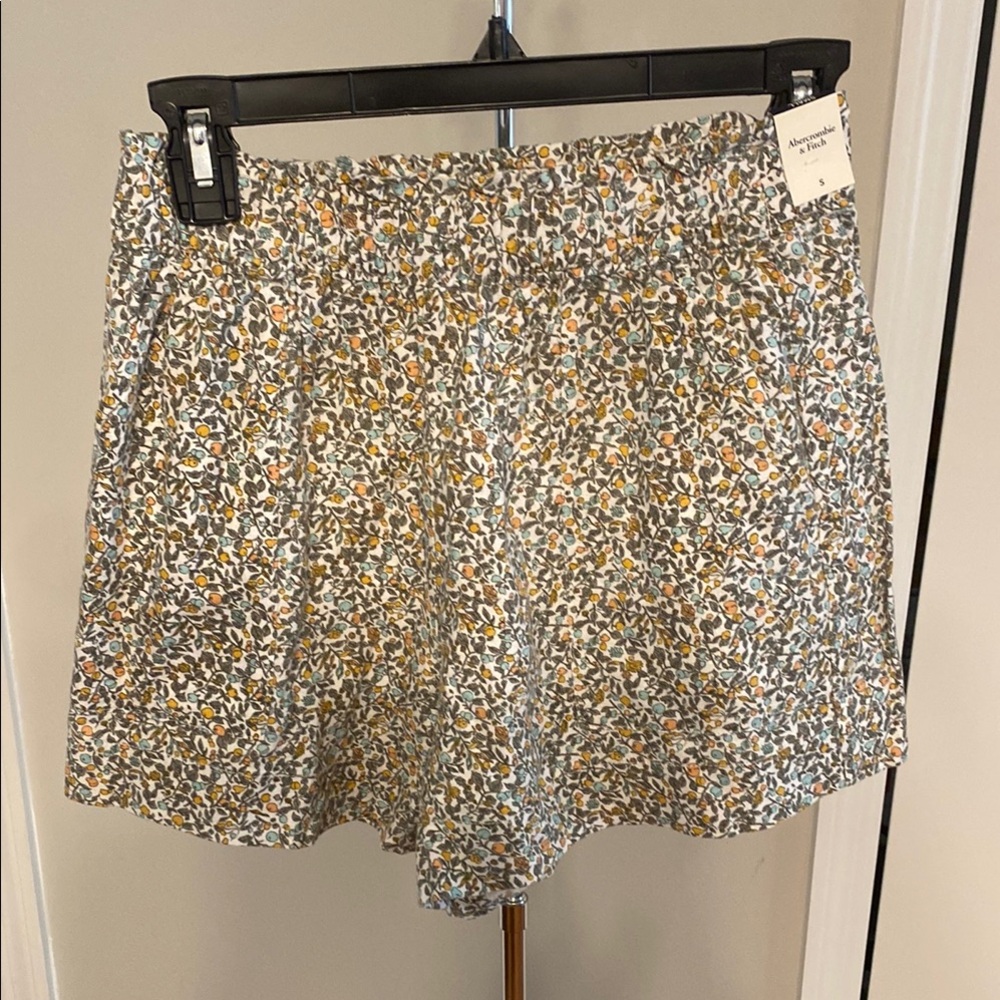 Abercrombie & Fitch Shorts